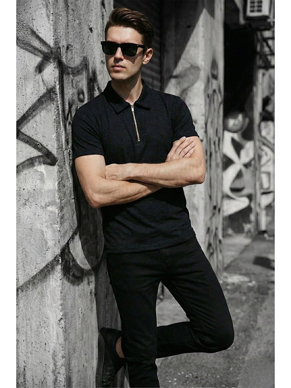 Siyah Robb Erkek Yarım Fermuarlı Dokulu Polo Yaka Kısa Kollu Slim Fit Tişört-1