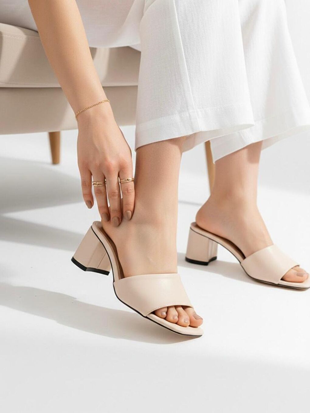 Kadın Diodore Bej Cilt Günlük Rahat Kalın Topuklu Terlik-2