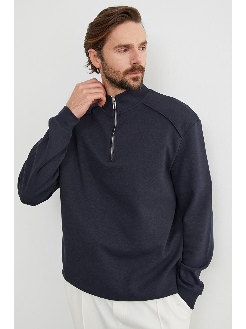 Lacivert Dik Yaka Yarım Fermuarlı Büyük Beden Sweatshirt