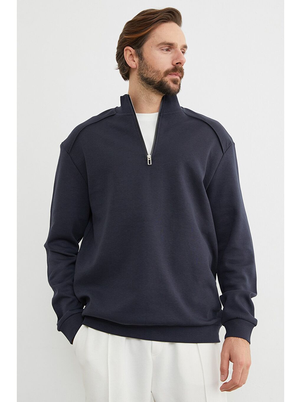 Lacivert Dik Yaka Yarım Fermuarlı Büyük Beden Sweatshirt-1