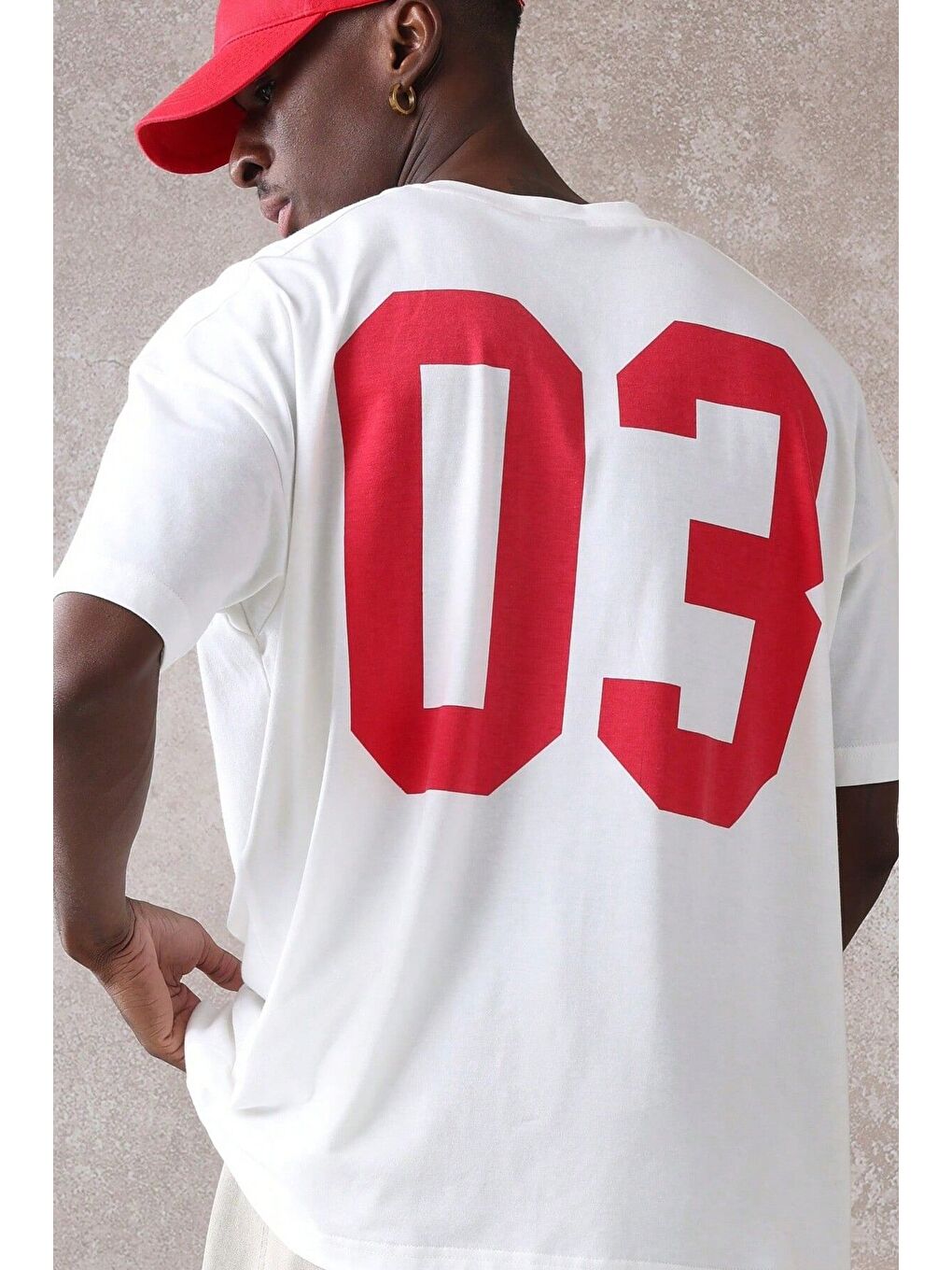 Erkek Beyaz Bisiklet Yaka 03 Baskılı Oversize Kısa Kollu Tişört-1