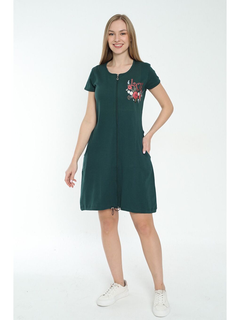 Kadın Yeşil Fermuarlı Cepli Nakış Detaylı Kısa Kollu %100 Pamuk Elbise