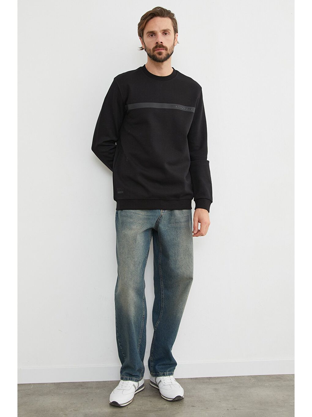 Siyah You`re Stronger Baskılı Bisiklet Yaka Büyük Beden Sweatshirt-1