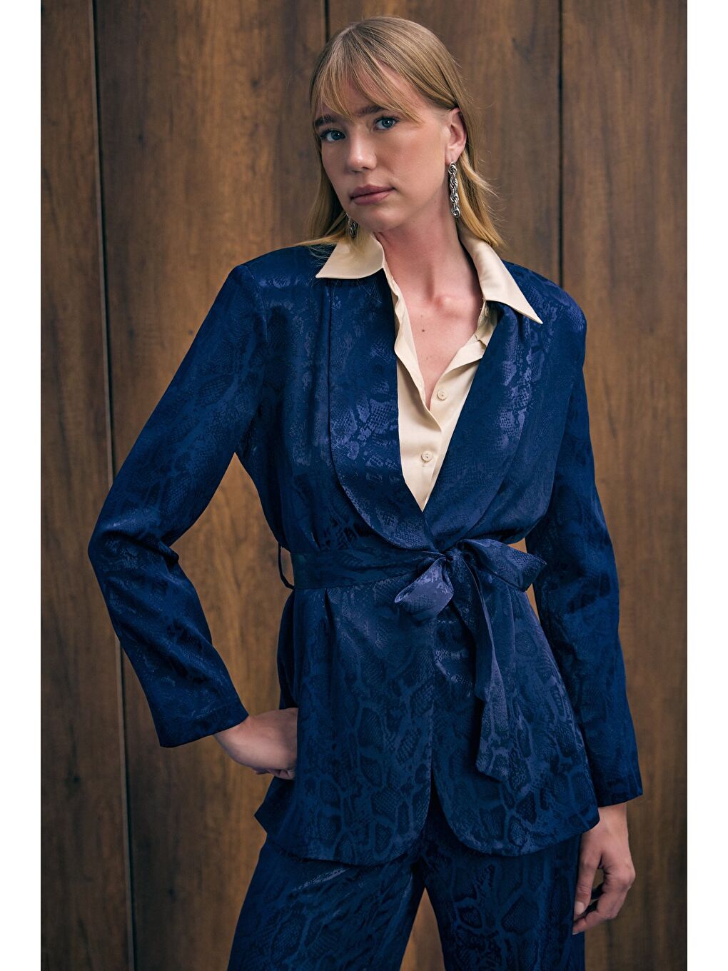 Yılan Desenli Uzun Ceket - Lacivert-4