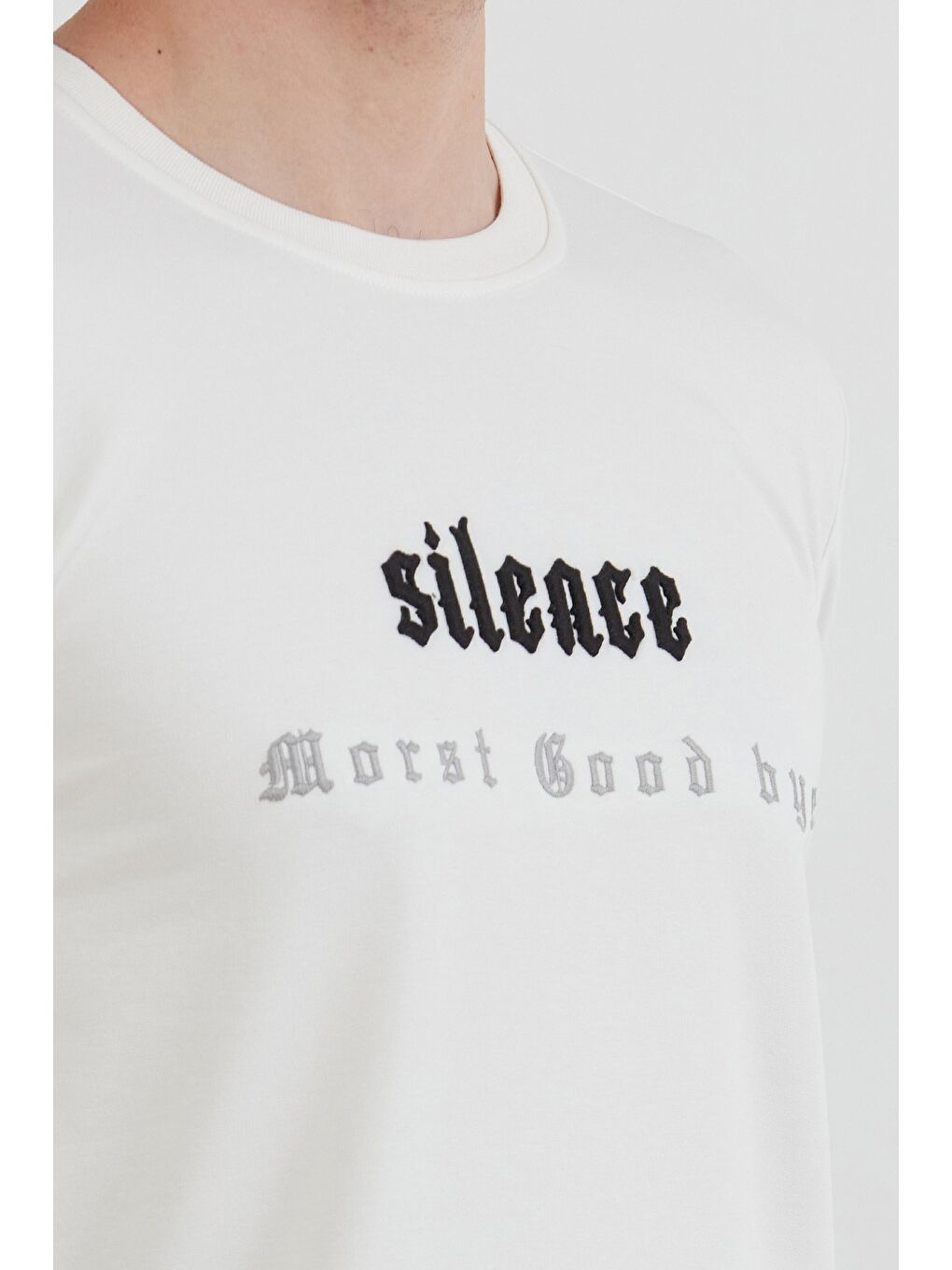 Ekru Silence Nakışlı Bisiklet Yaka Tişört-4
