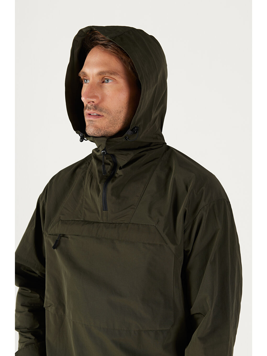 Erkek Haki Standart Fit Normal Kesim Kanguru Cepli Kapüşonlu Mont-1