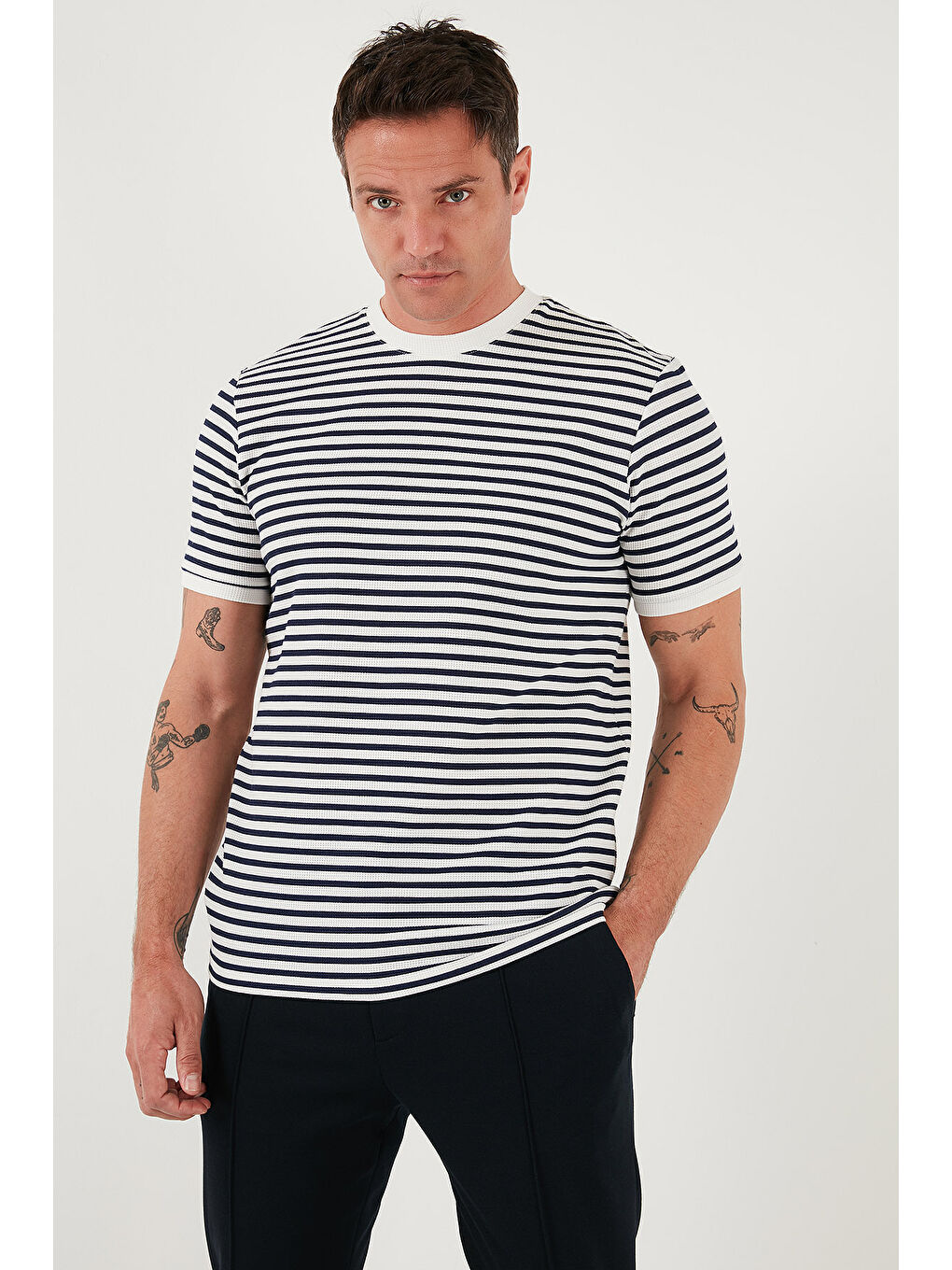 İndigo Pamuklu Çizgili Regular Fit Bisiklet Yaka Tişört 5903005-4