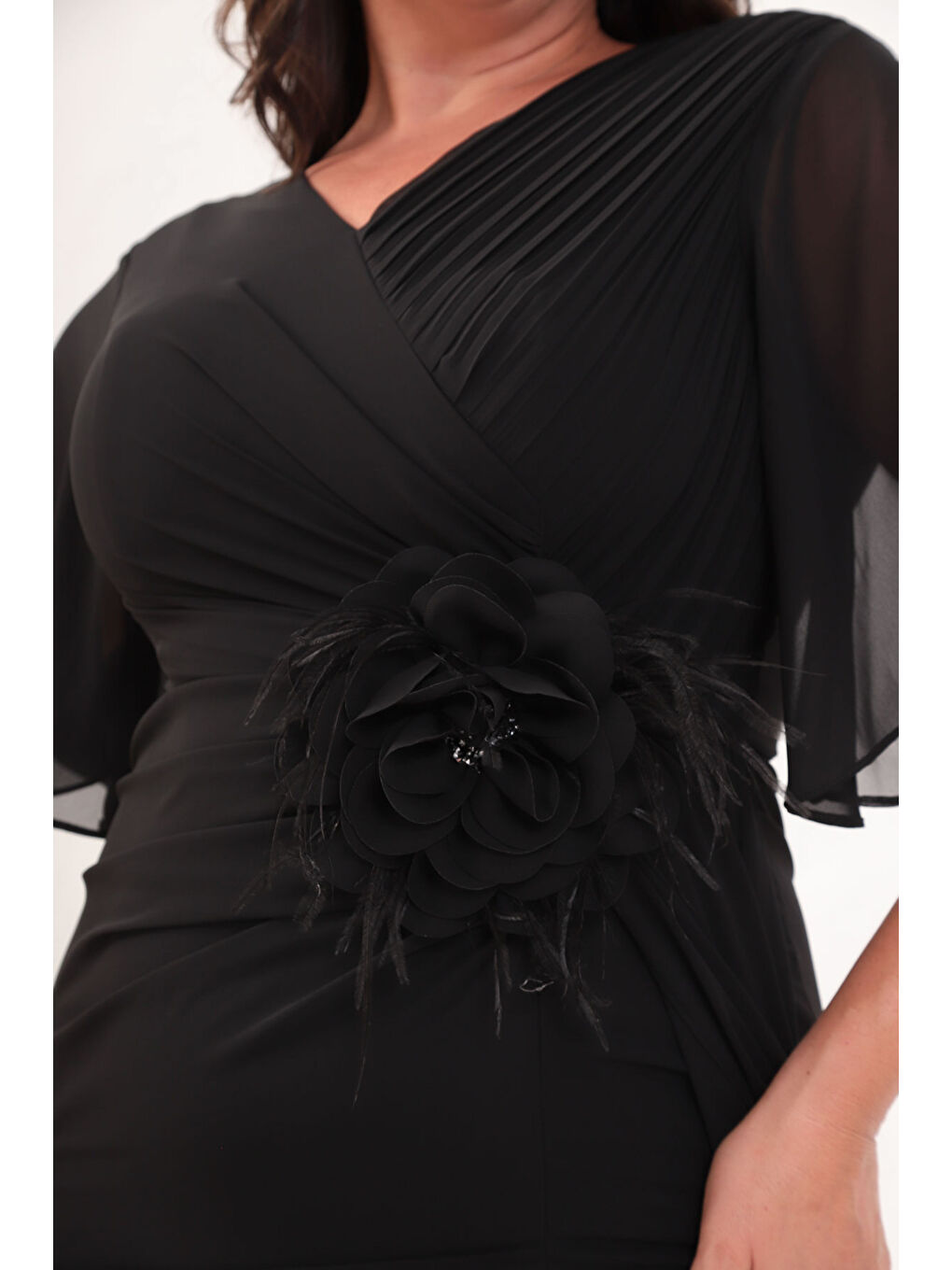 Kadın Siyah Çiçek Detay Büyük Beden Uzun Abiye Elbise-3