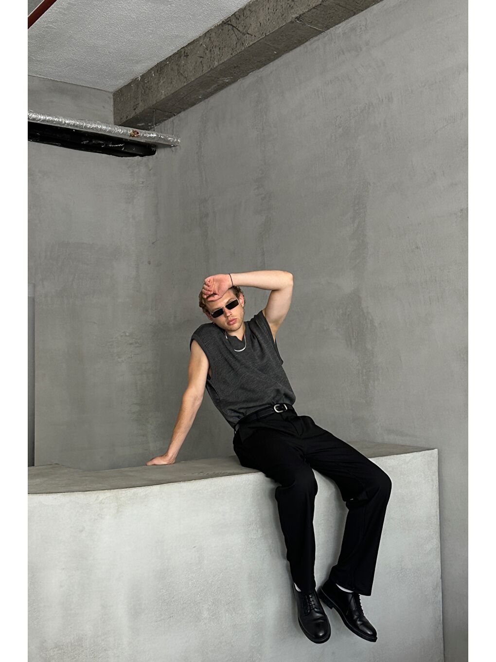 Antrasit Erkek V Yaka Oversize Süveter-3