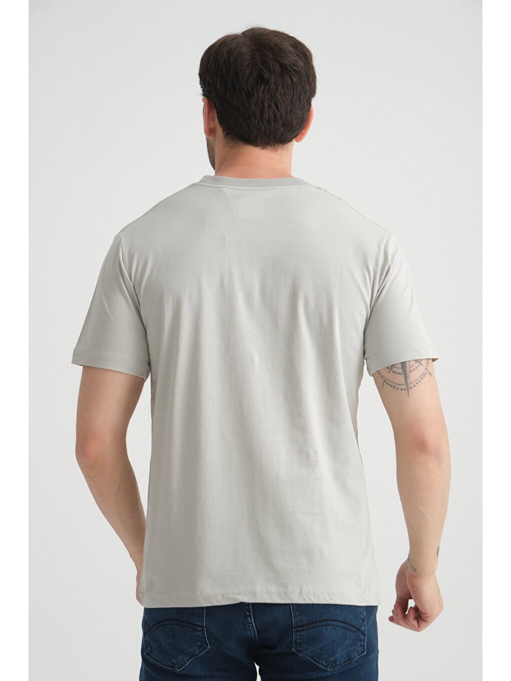 Gri  Erkek T-shirt Nefes Alabilen Esnek Pamuklu Kumaş Regular Kalıp Minimal Logolu-6