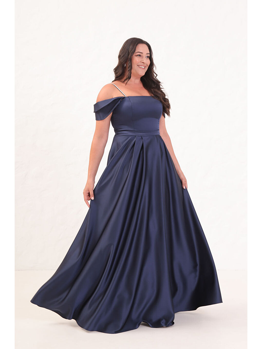 Kadın Lacivert Taş Askılı Büyük Beden Uzun Abiye Elbise-3