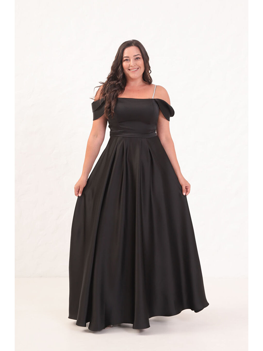 Kadın Siyah Taş Askılı Büyük Beden Uzun Abiye Elbise-3