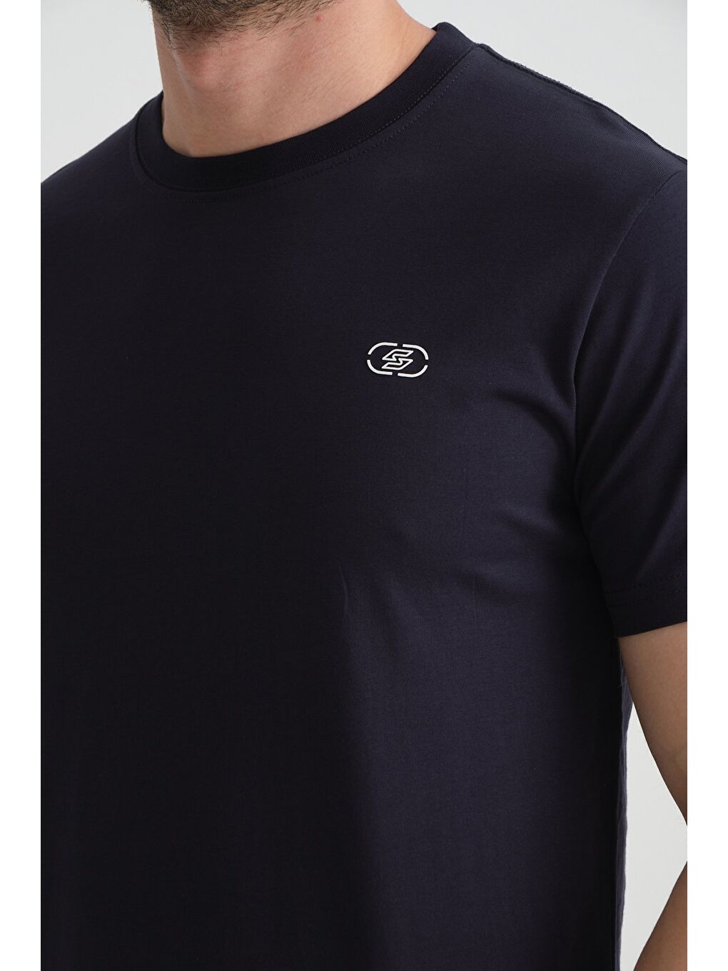 Lacivert  Erkek T-shirt Nefes Alabilen Esnek Pamuklu Kumaş Regular Kalıp Minimal Logolu-1