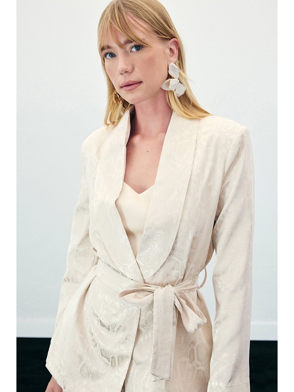 Yılan Desenli Uzun Ceket - Bej-5