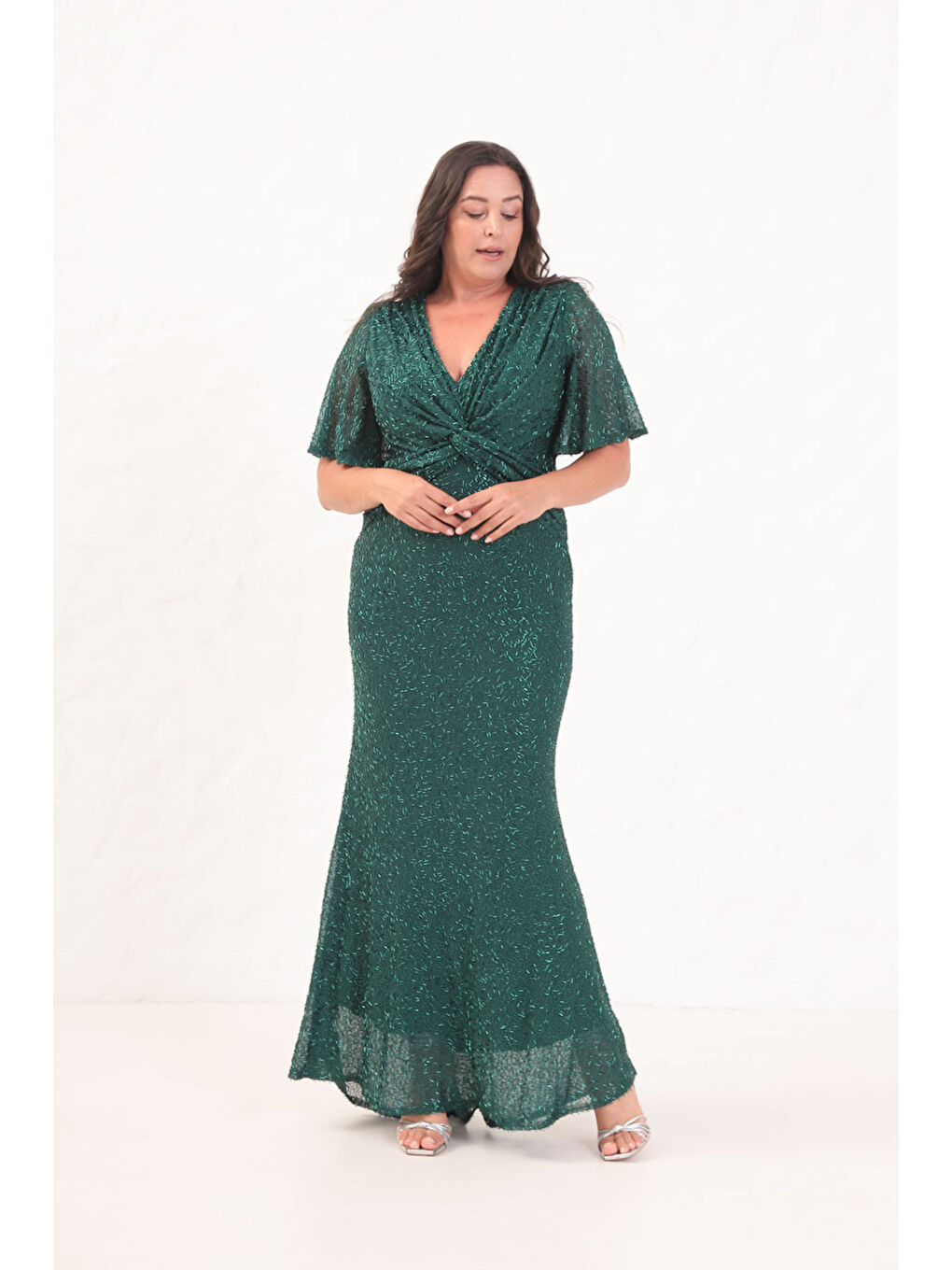 Kadın Zümrüt Yeşili V Yaka Kısa Kol Boncuk İşlemeli Büyük Beden Abiye Elbise-2