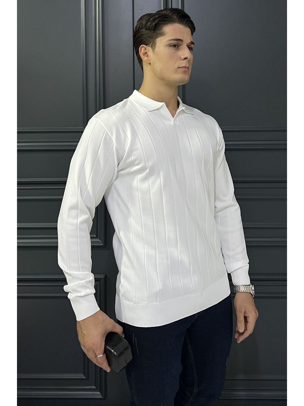 Beyaz Polo Yaka Çizgi Desenli Erkek Triko Kazak-1