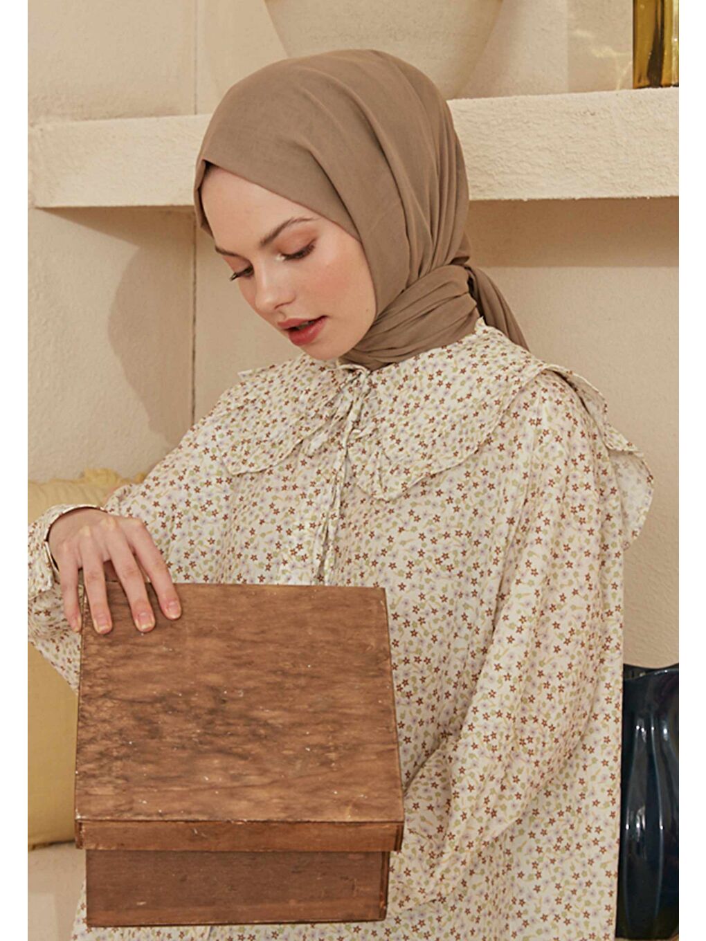 Bej İnce Pamuk Vual Şal Vizon