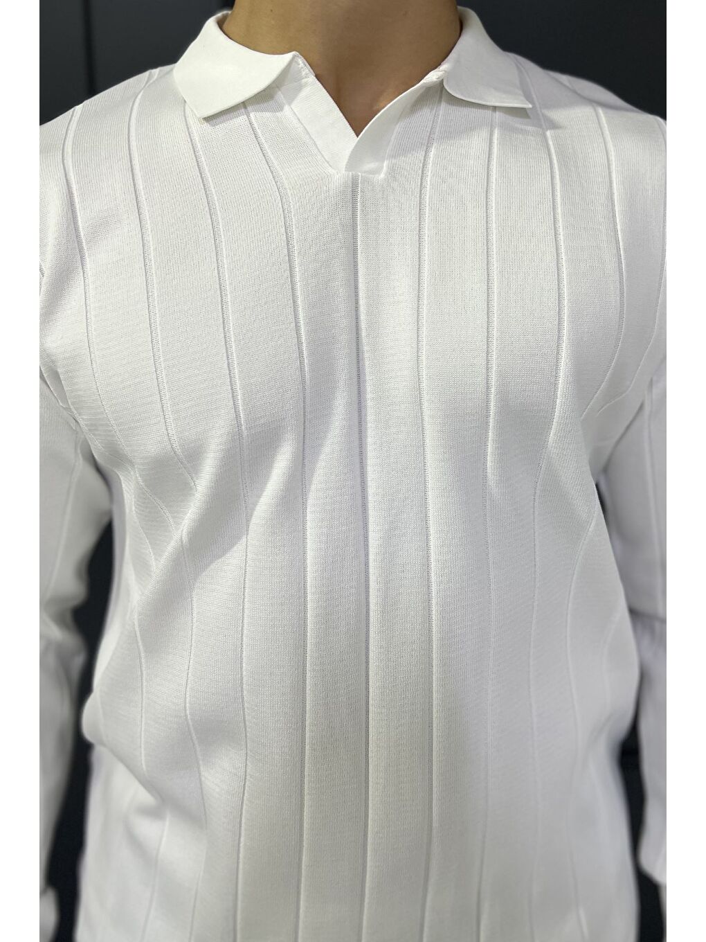 Beyaz Polo Yaka Çizgi Desenli Erkek Triko Kazak-3