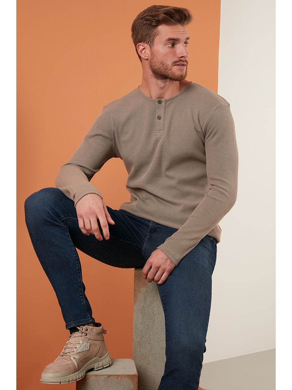 Bej Pamuklu Düğme Detaylı Bisiklet Yaka Erkek Sweat 5905070