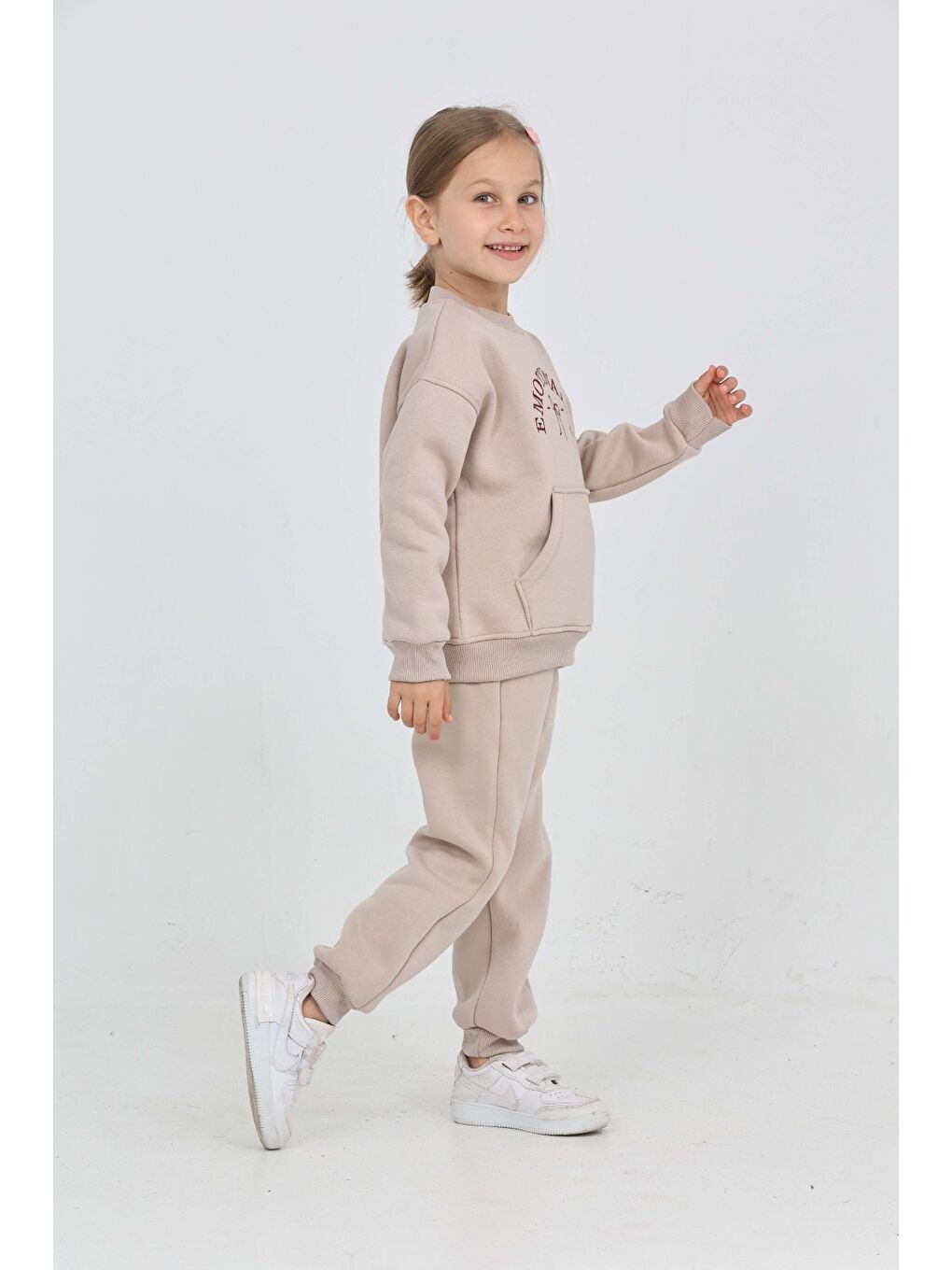 Bej Kız Çocuk Fiyonk Nakışlı Eşofman Takım-1