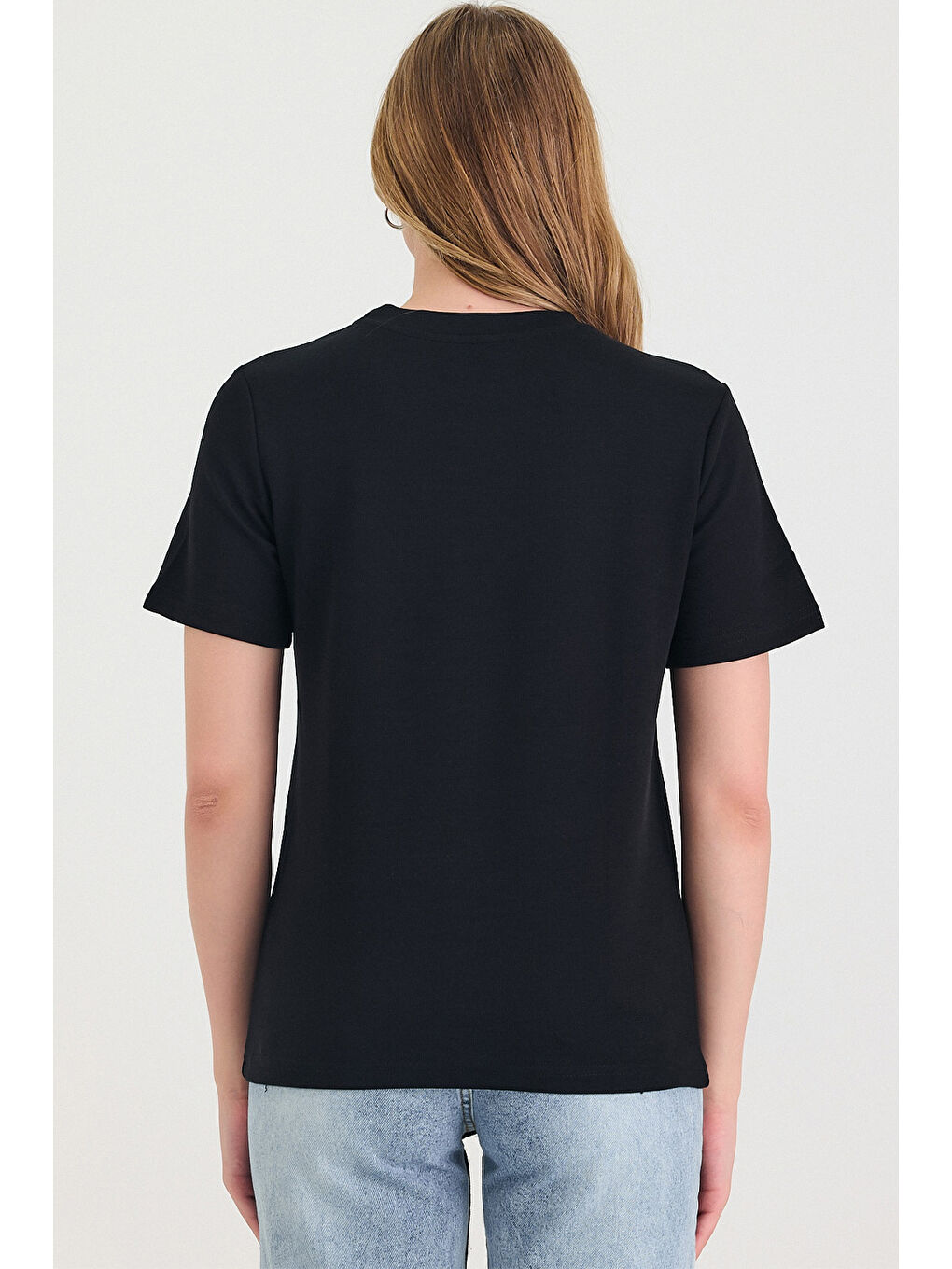 Kadın Kısa Kollu Basic Siyah T-Shirt-4