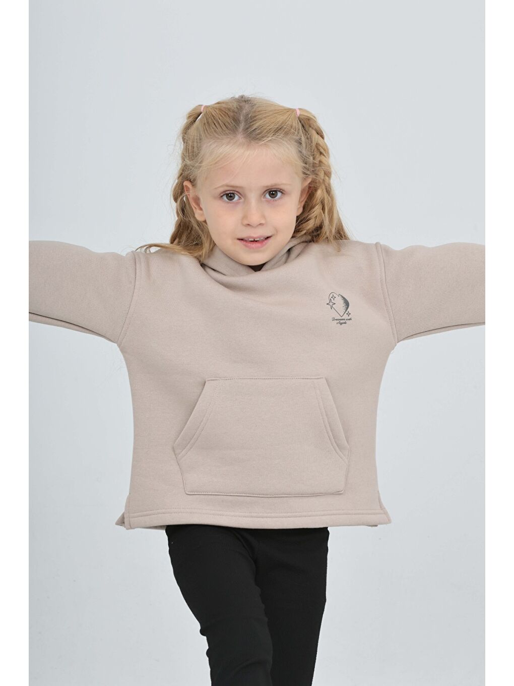 Bej Kız Çocuk Kalp Baskılı Sweatshırt-4