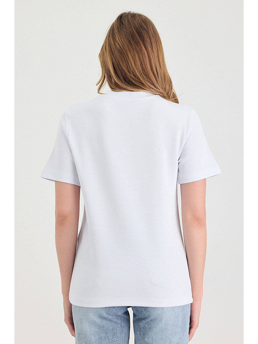 Kadın Kısa Kollu Basic Beyaz T-Shirt-4