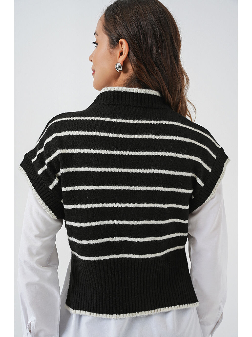 Kadın Çizgili Triko Süveter 15926 - Siyah-6
