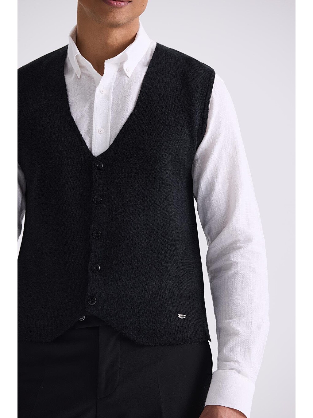 Siyah Slim Fit Düğmeli Triko Yelek-2
