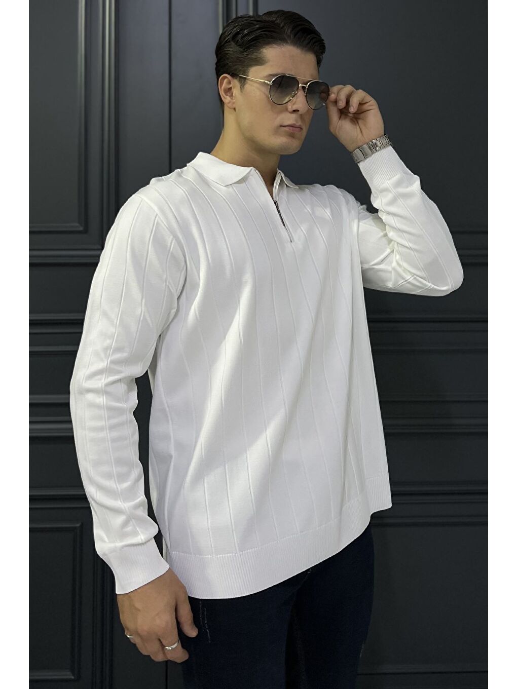 Beyaz Polo Yaka Yarım Fermuarlı Erkek Triko Kazak-1