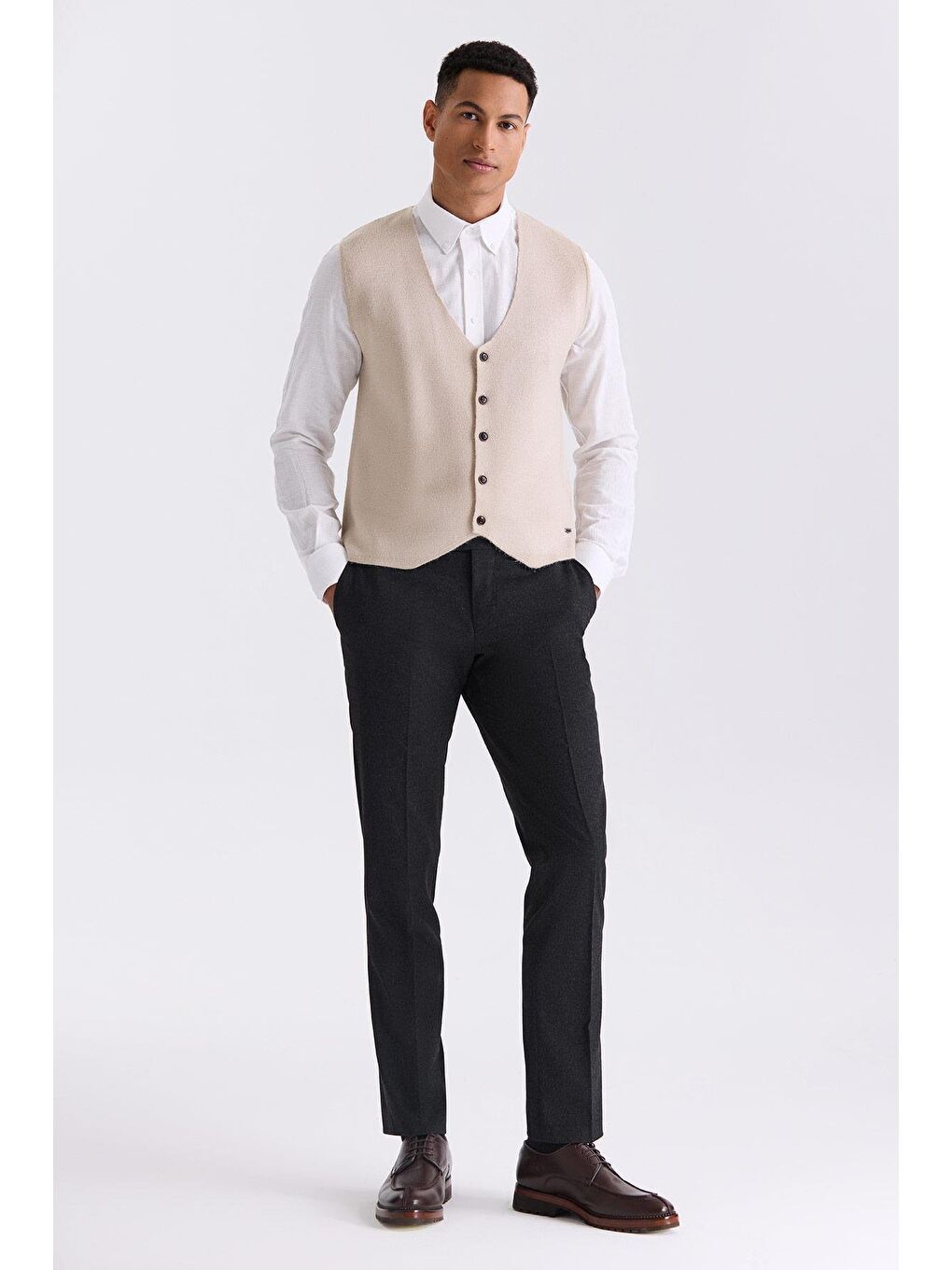 Bej Slim Fit Düğmeli Triko Yelek-1