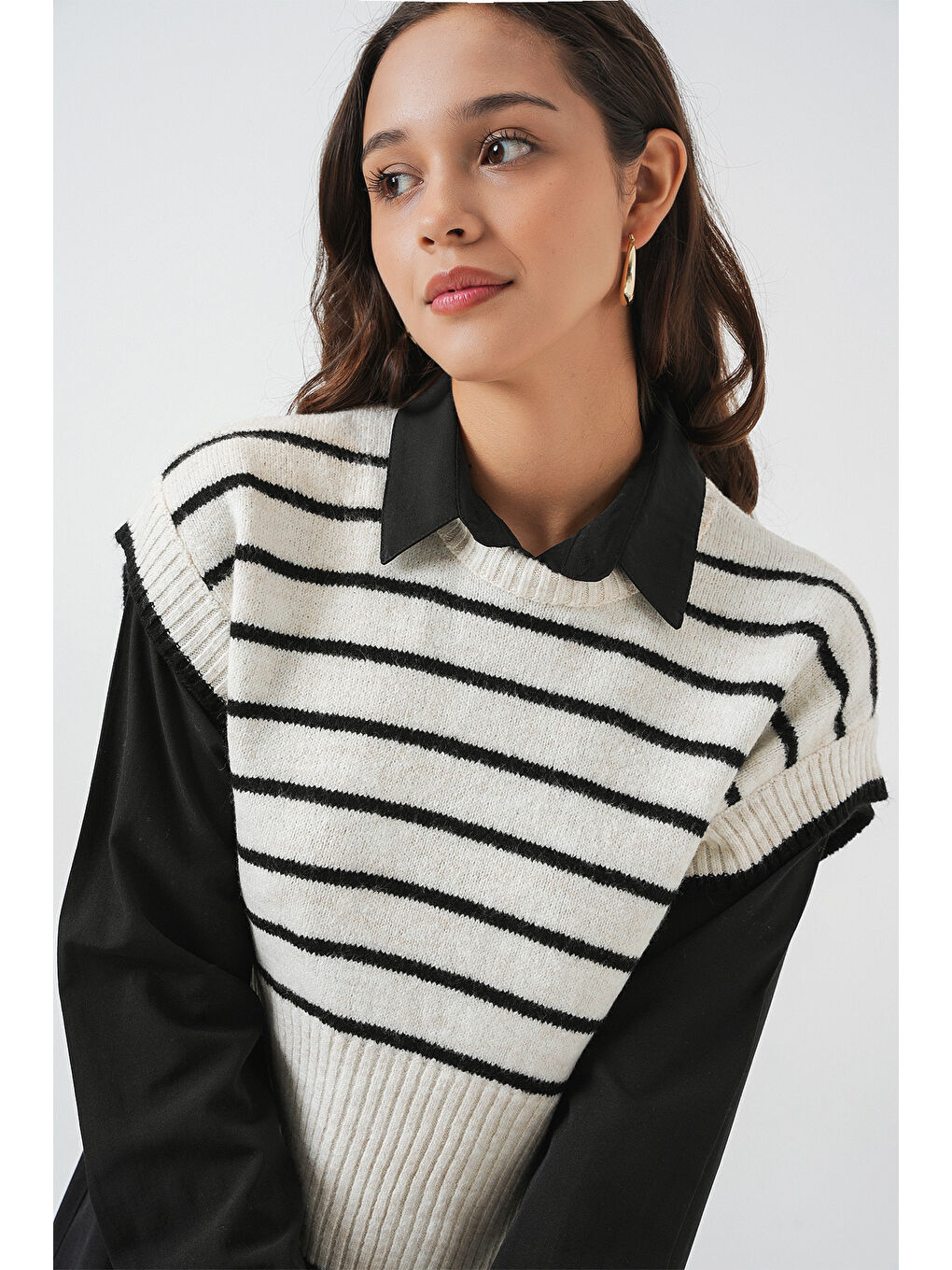 Kadın Çizgili Triko Süveter 15926 - Ekru-3