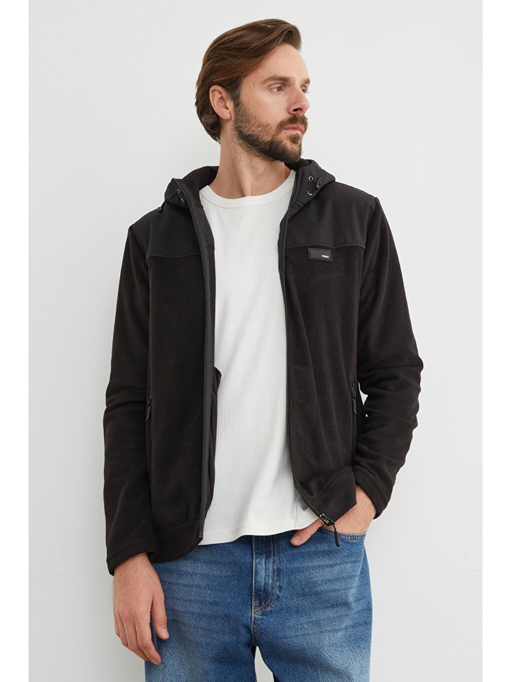 Siyah Armalı Kapüşonlu Fermuarlı Polar Ceket-2