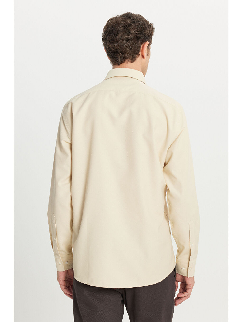 Erkek Bej Pamuklu Regular Fit Normal Kesim Klasik Yaka Armürlü Gömlek-4