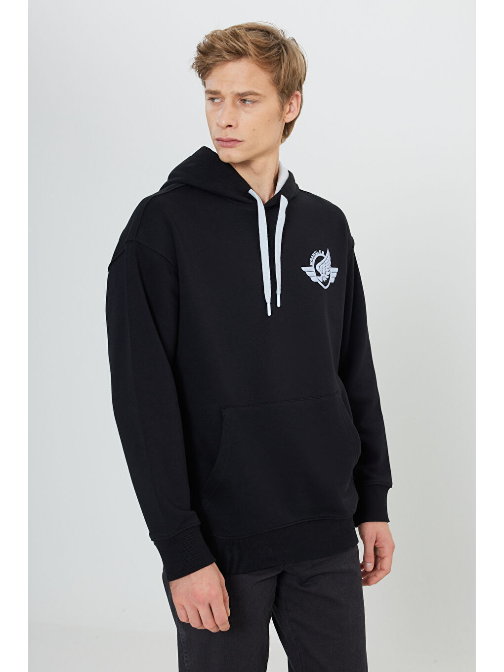 Regular Fit Normal Kesim Kapüşonlu İçi Polarlı Siyah Sweatshirt-1