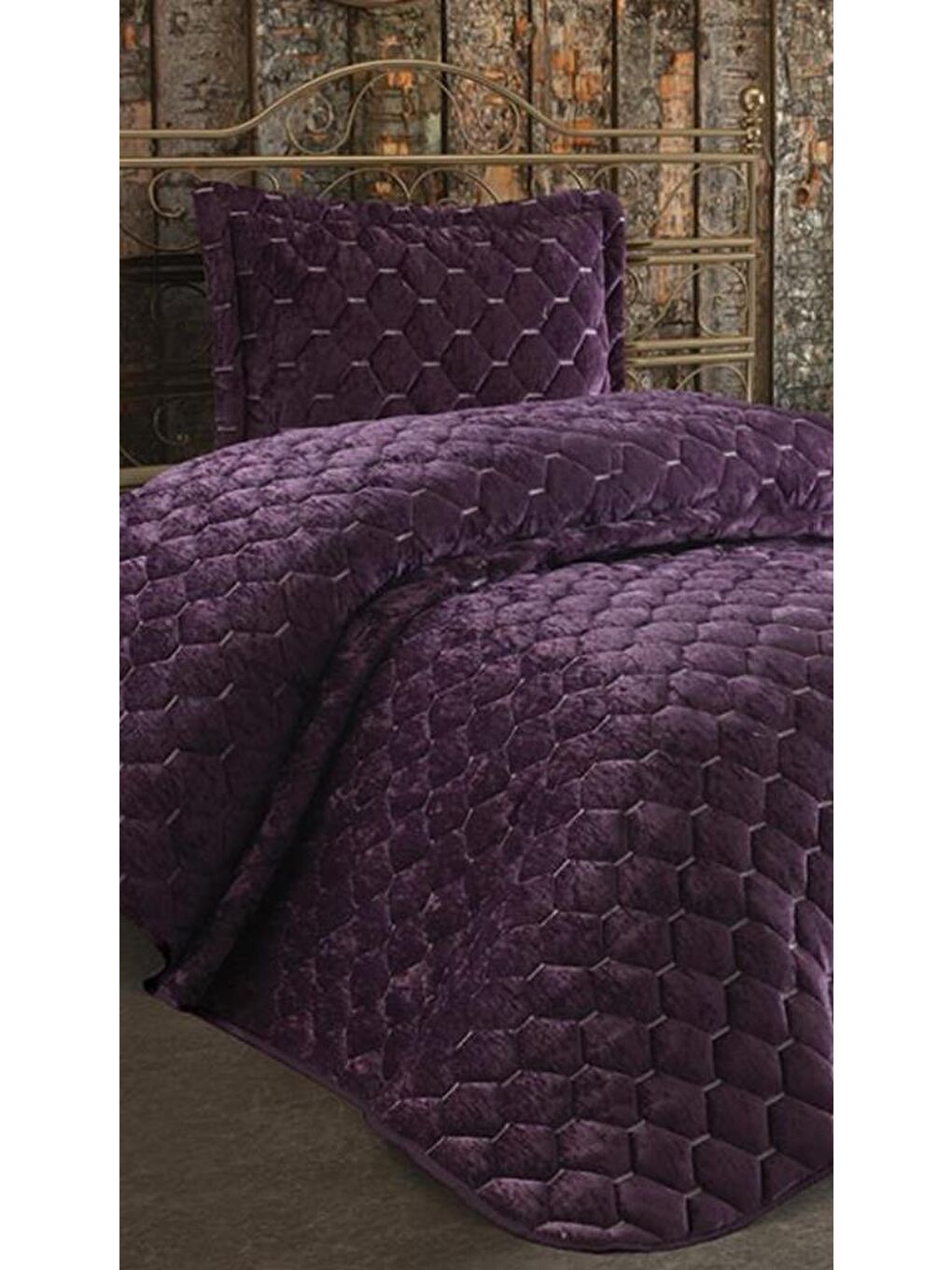 Karışık Lima Kadife Dolgulu Tek Kişilik Yatak Örtüsü Mürdüm