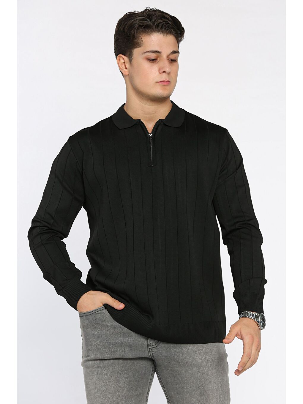 Siyah Polo Yaka Yarım Fermuarlı Erkek Triko Kazak-1