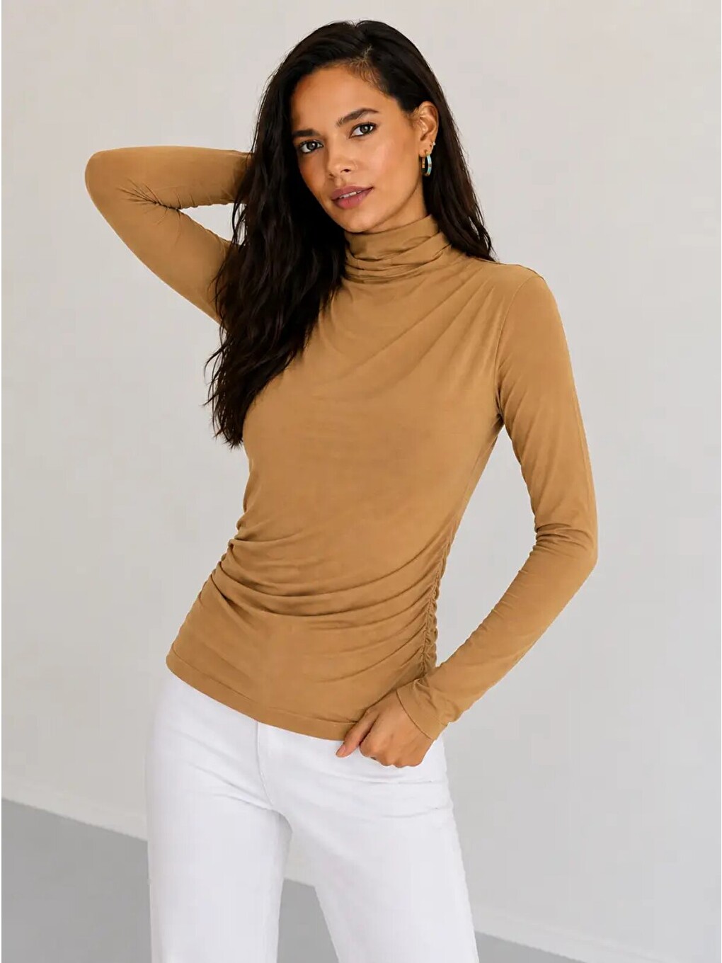 Kahverengi Kadın Camel Drapeli Boğazlı Uzun Kollu Esnek Fit Bluz