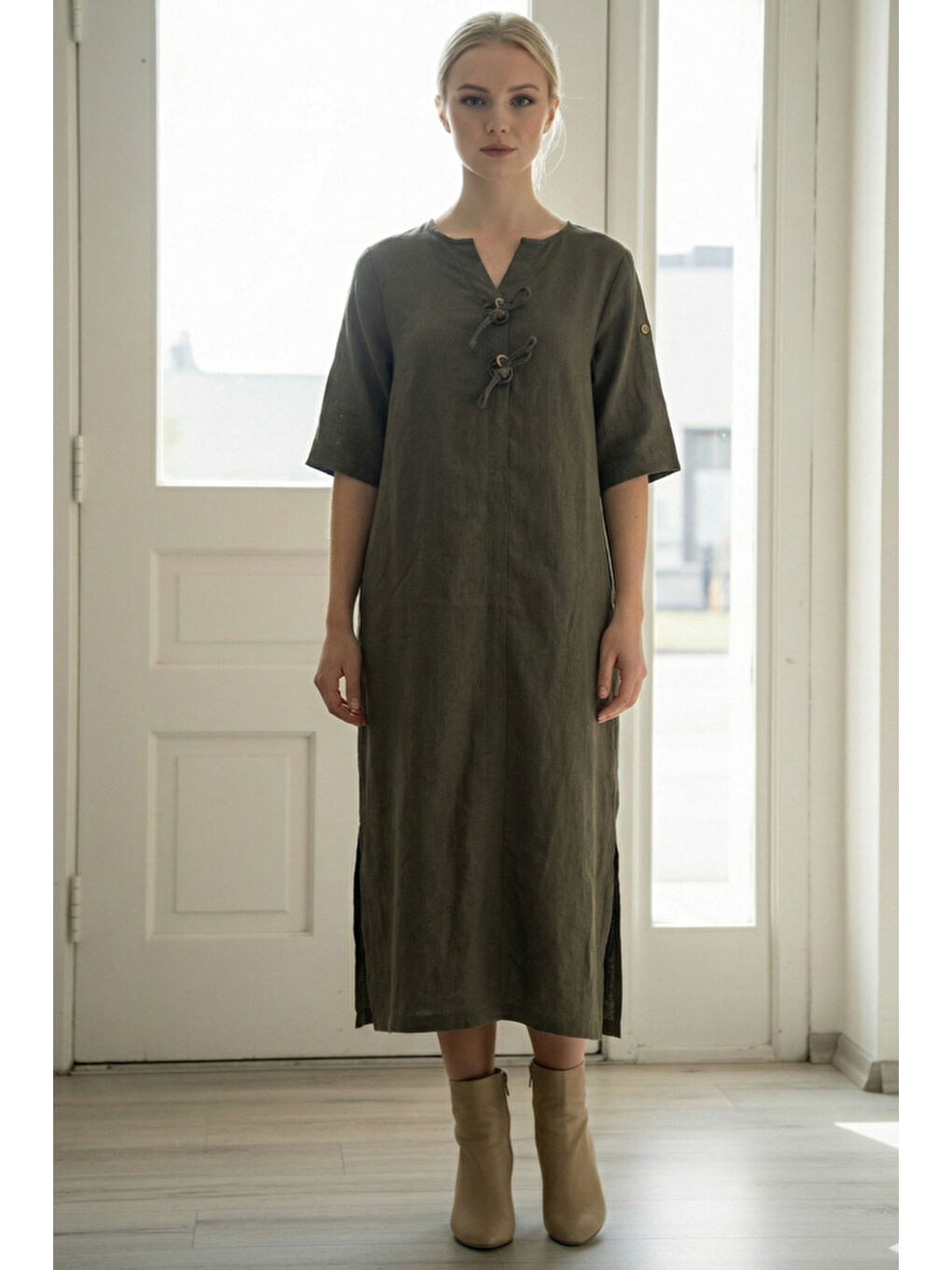 İtalyan Haki Düğmeli 3/4 Kol Gizli Cepli Yırtmaçlı İnce Fitilli Kadife Uzun Dokuma Elbise 120 55