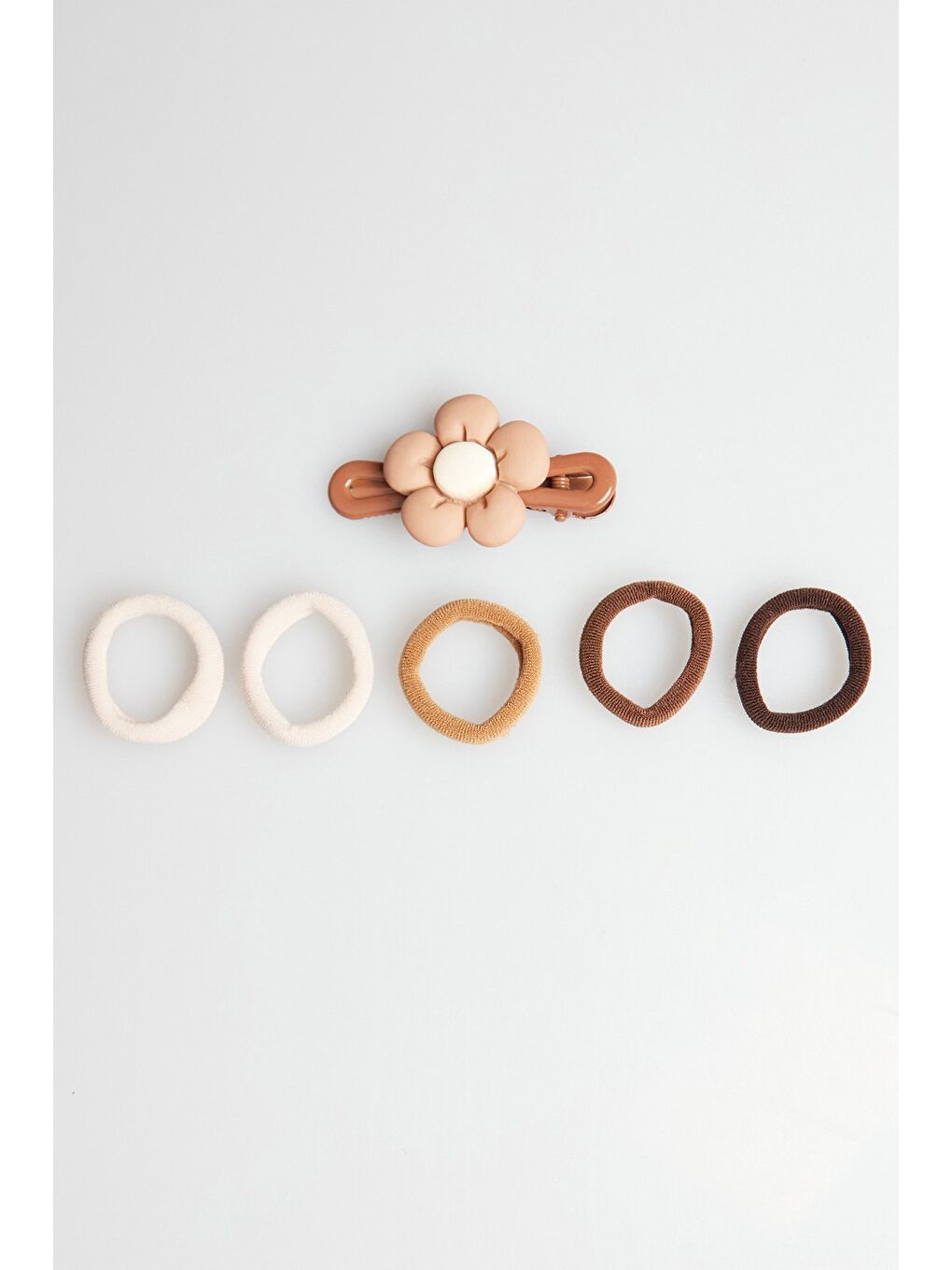 Kahverengi Çiçek Figürlü 6 Lı Kız Çocuk Toka