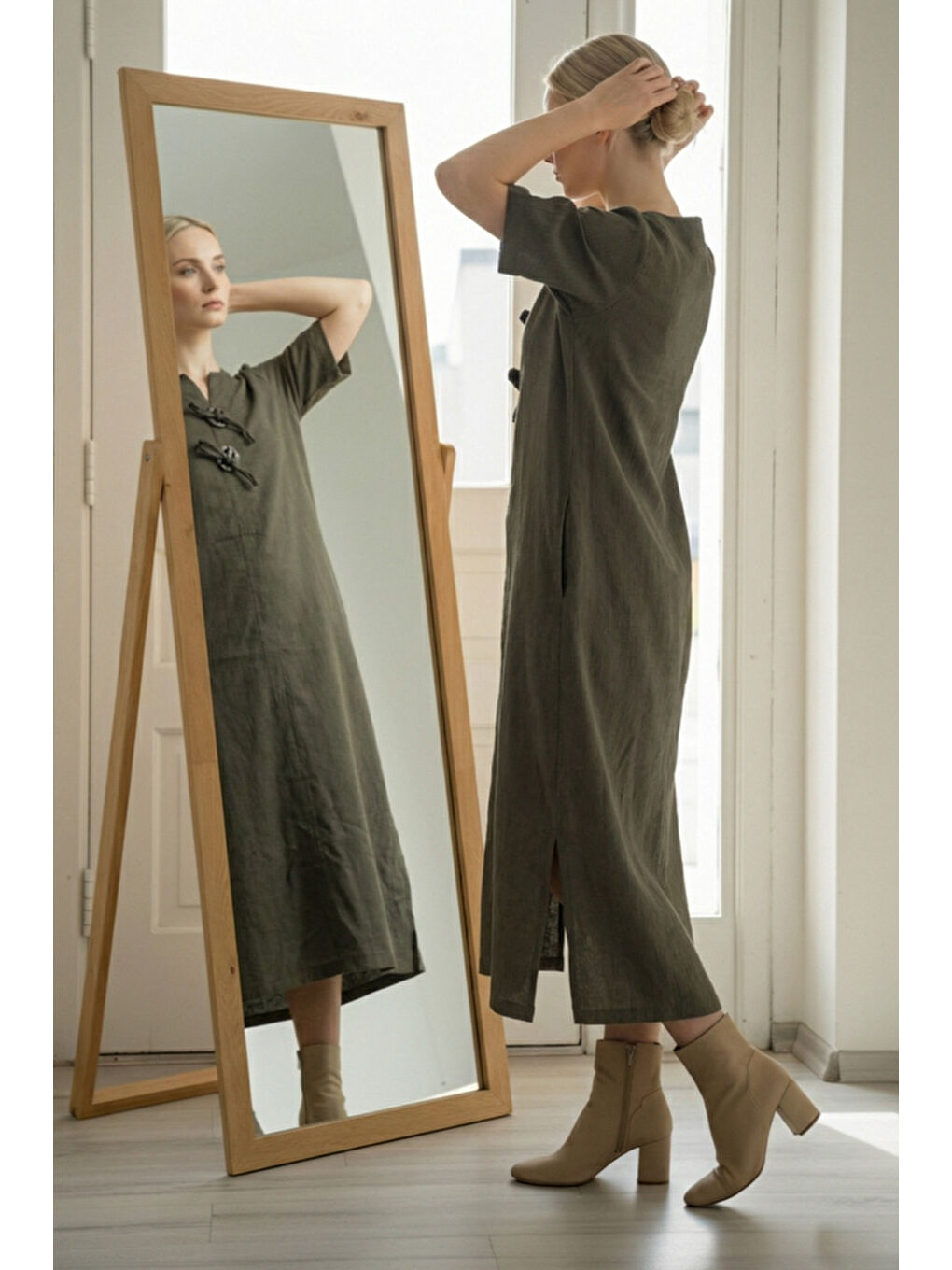 İtalyan Haki Düğmeli 3/4 Kol Gizli Cepli Yırtmaçlı İnce Fitilli Kadife Uzun Dokuma Elbise 120 55-4