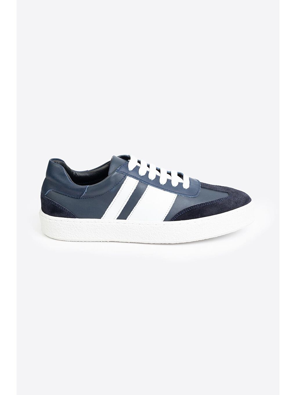 Lacivert Şerit Detaylı Klasik Deri Spor Ayakkabı