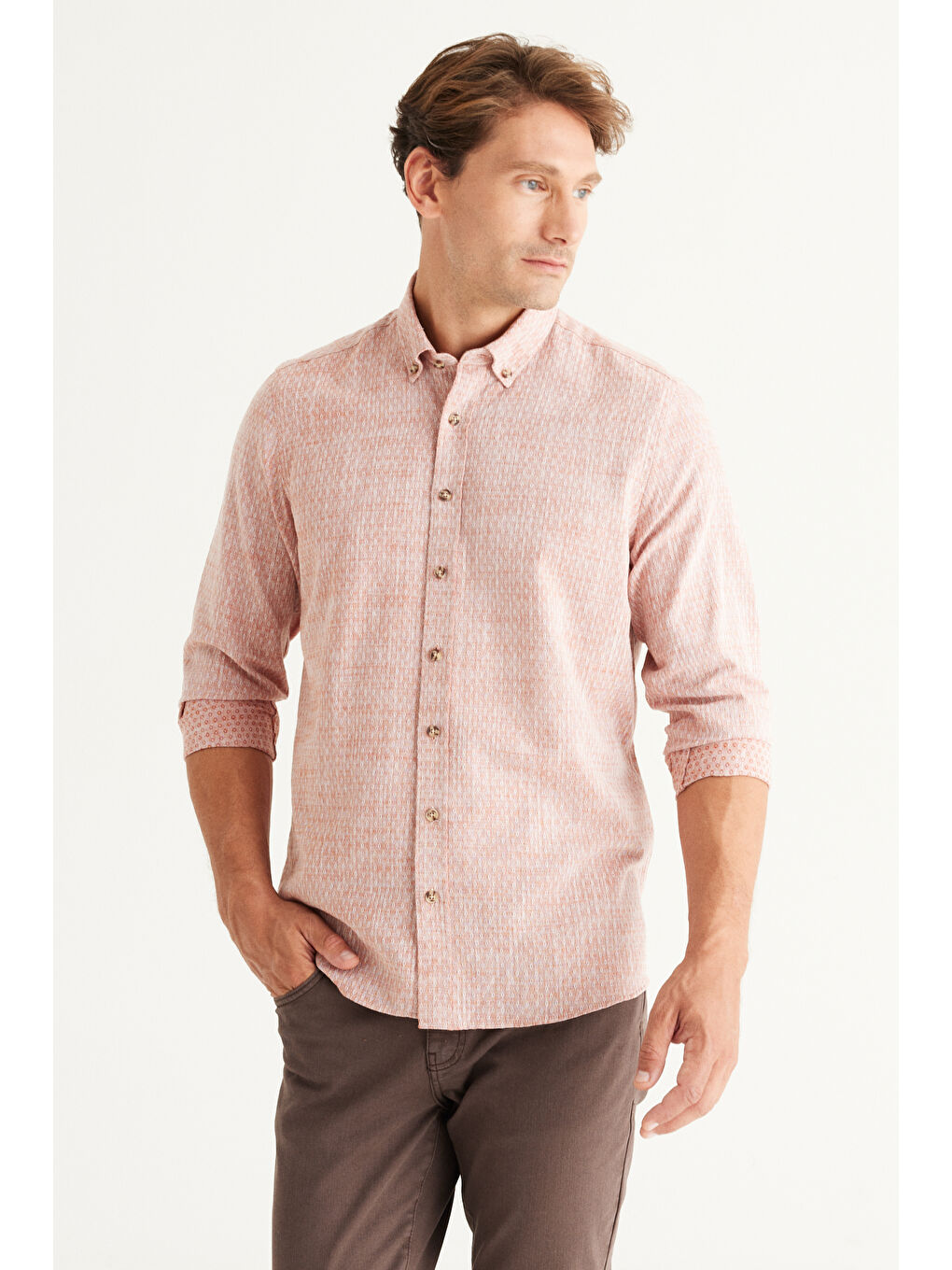 Erkek Kahverengi Slim Fit Dar Kesim %100 Pamuk Armürlü Düğmeli Yaka Casual Gömlek-4