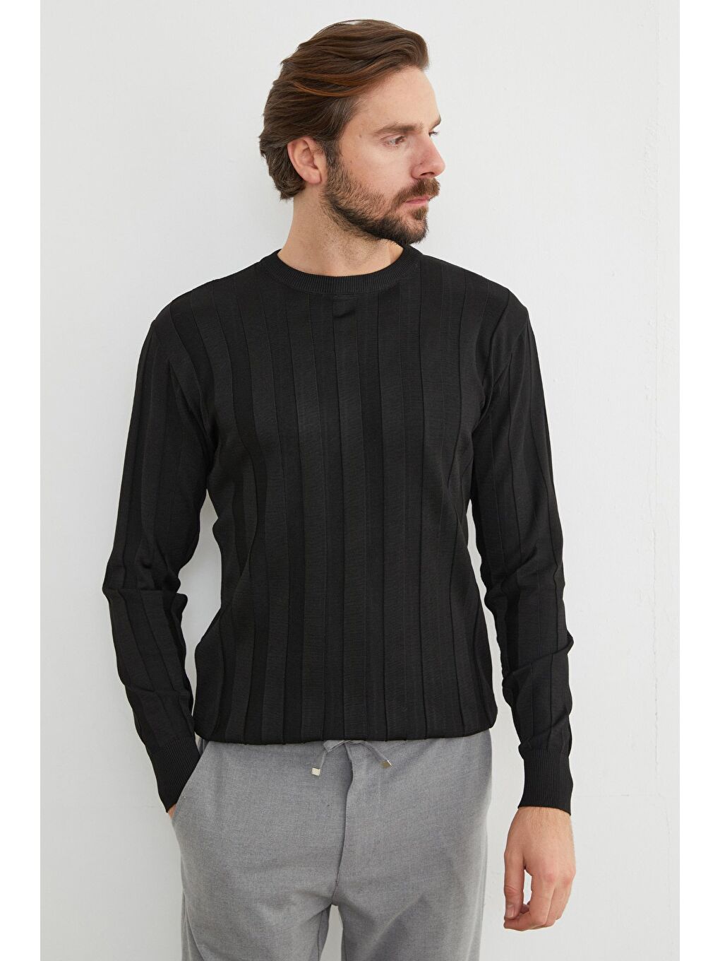 Siyah Şeritli Bisiklet Yaka İnce Triko Kazak-4