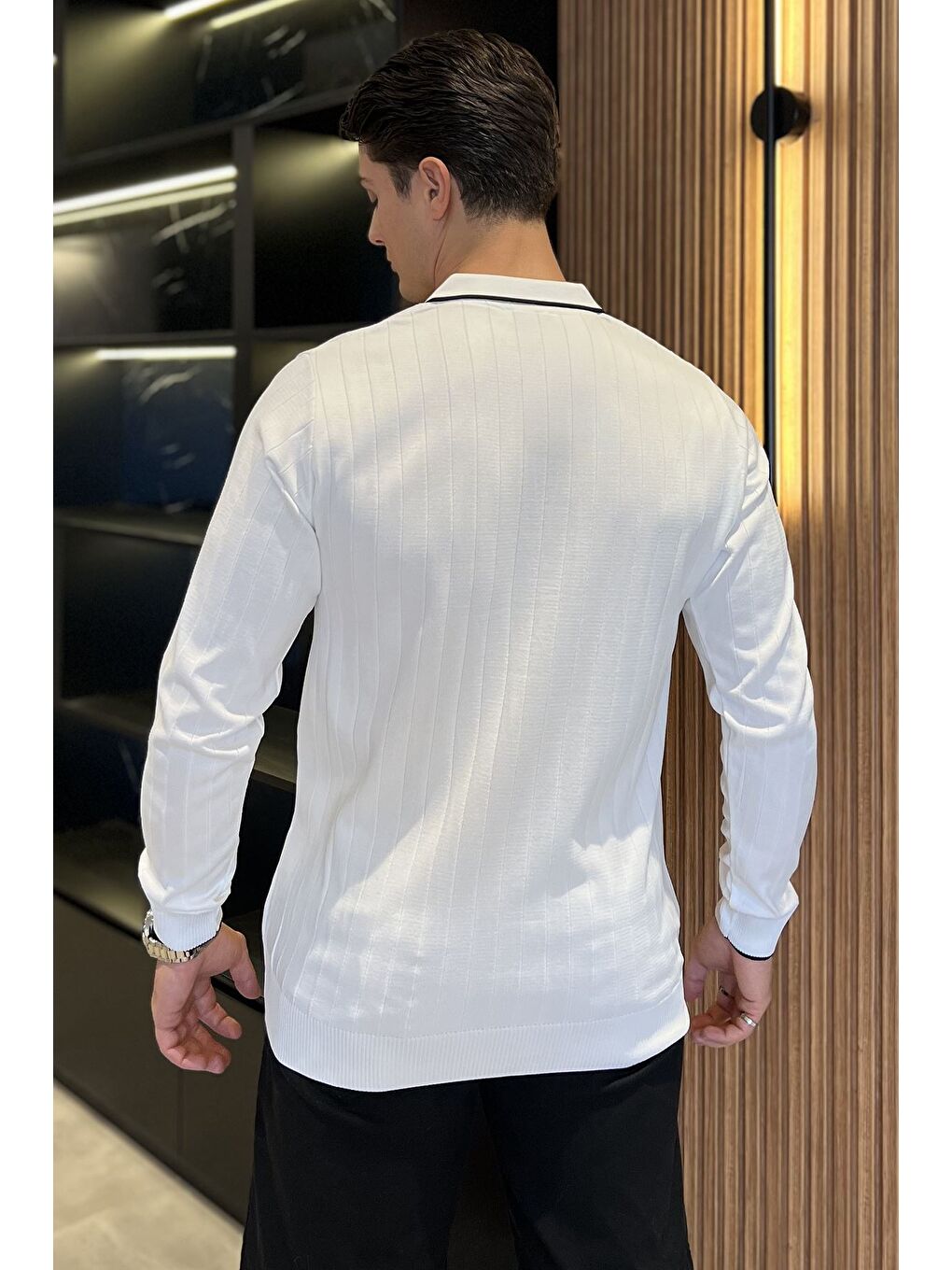 Beyaz Erkek Polo Yaka Yarım Fermuarlı Çizgi Desenli Triko Kazak-2