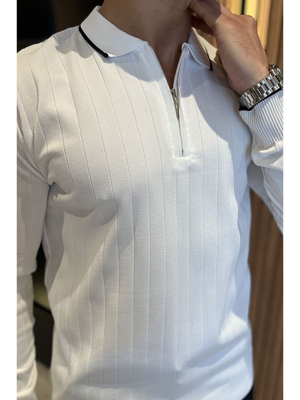 Beyaz Erkek Polo Yaka Yarım Fermuarlı Çizgi Desenli Triko Kazak-3