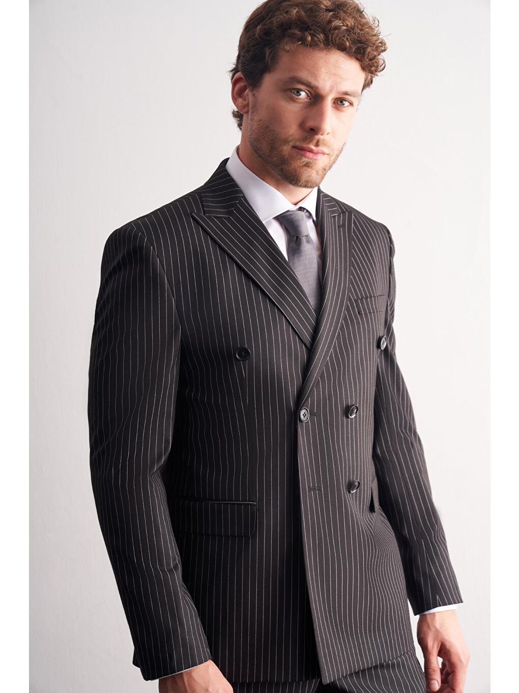 Siyah Kılıç Yaka Tam Astar 6 Drop Slim Fit Esnek Kruvaze Takım Elbise 1001255153-3