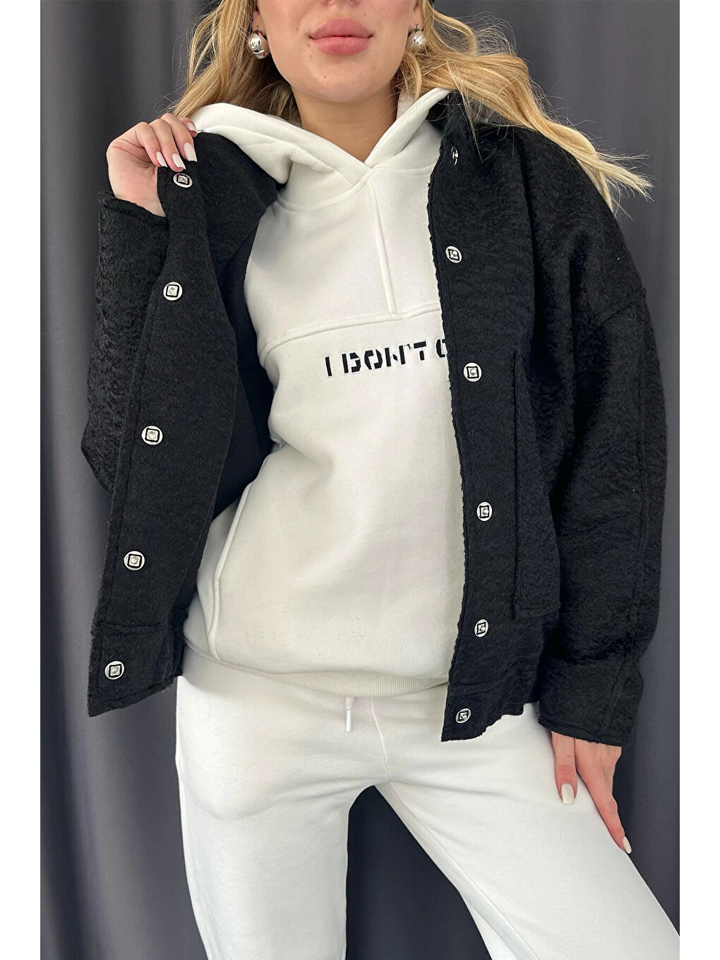 Kadın Siyah Çıtçıtlı Buklet Ceket 1007-0332-1