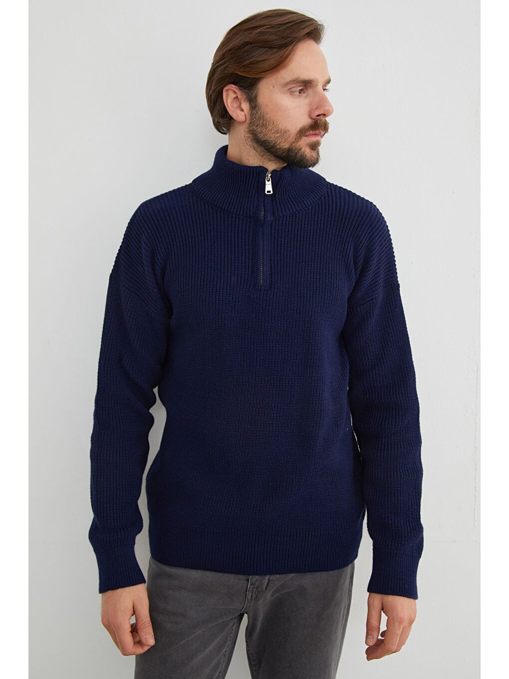 Lacivert Yarım Fermuarlı Dik Yaka Kazak-3