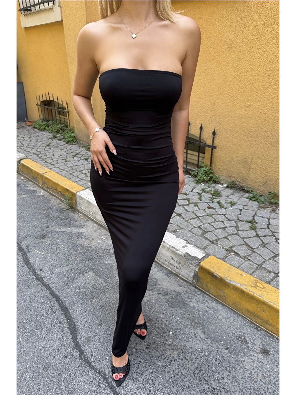 Kadın Siyah Straplez Elbise 1026-221730